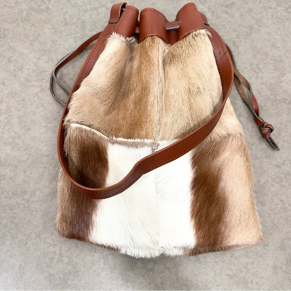 Vintage Cowhide Drawstring Leather Purse Shoulder Bag Brown Tan White Silk Lined - Picture 3 of 16